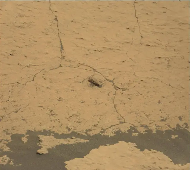 Sol 1674: Mast Camera (Mastcam)