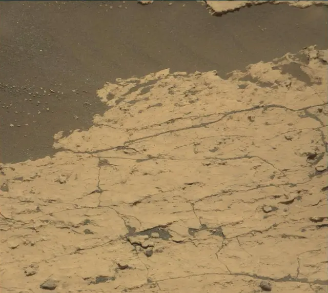 Sol 1674: Mast Camera (Mastcam)