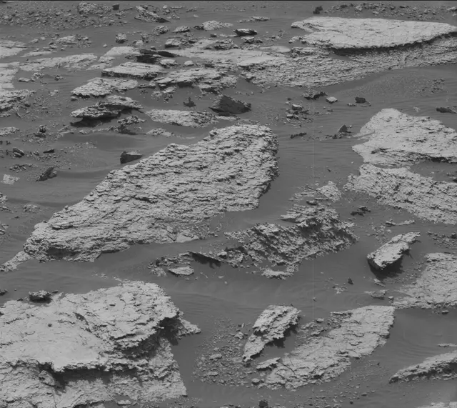 Sol 1675: Mast Camera (Mastcam)