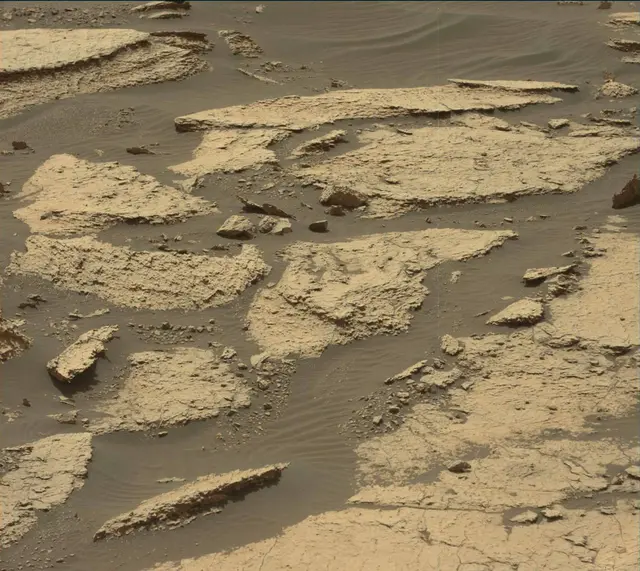Sol 1675: Mast Camera (Mastcam)