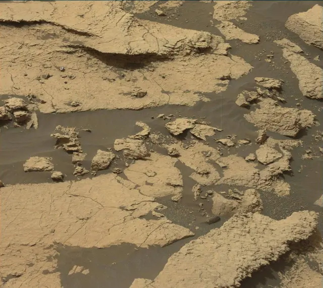 Sol 1675: Mast Camera (Mastcam)