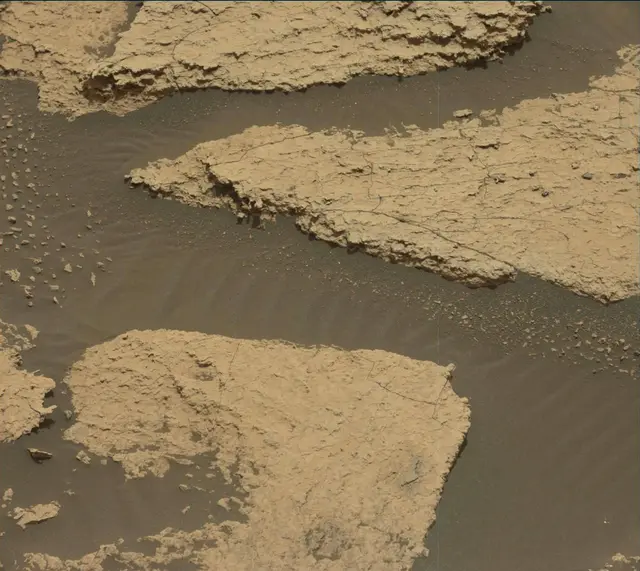Sol 1675: Mast Camera (Mastcam)