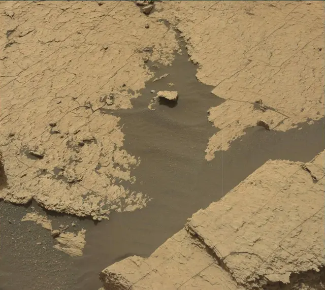 Sol 1675: Mast Camera (Mastcam)