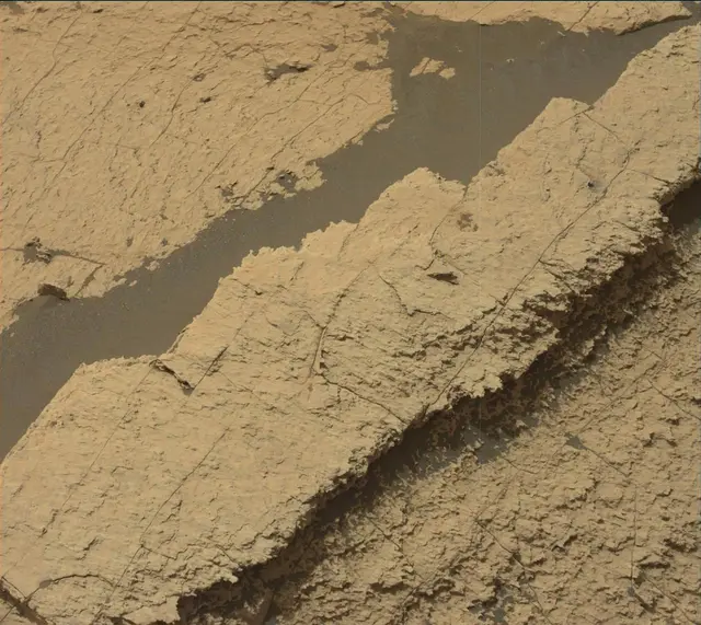 Sol 1675: Mast Camera (Mastcam)