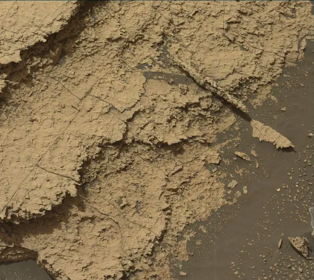 Sol 1675: Mast Camera (Mastcam)
