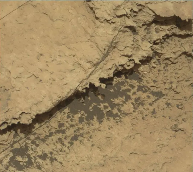 Sol 1675: Mast Camera (Mastcam)