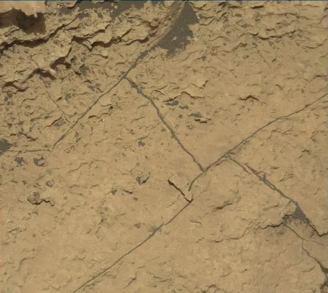 Sol 1675: Mast Camera (Mastcam)