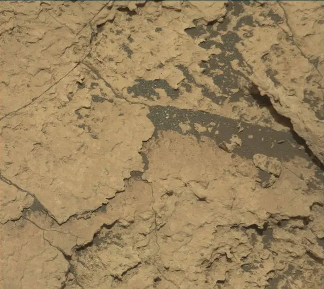 Sol 1675: Mast Camera (Mastcam)