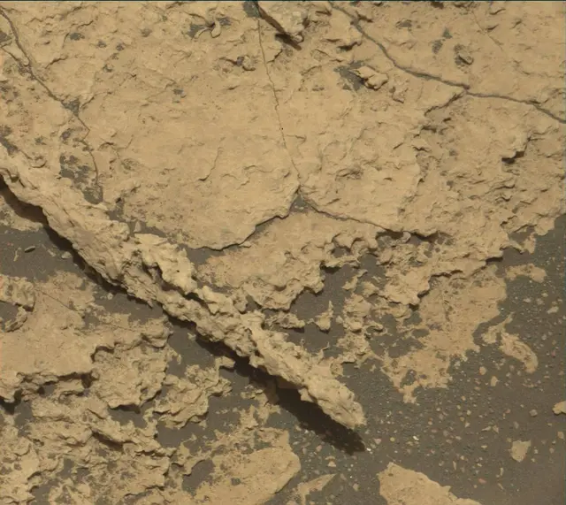 Sol 1675: Mast Camera (Mastcam)