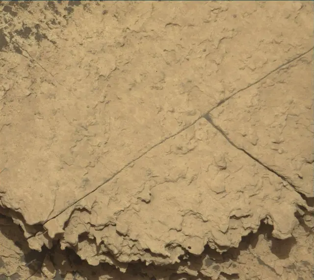 Sol 1675: Mast Camera (Mastcam)