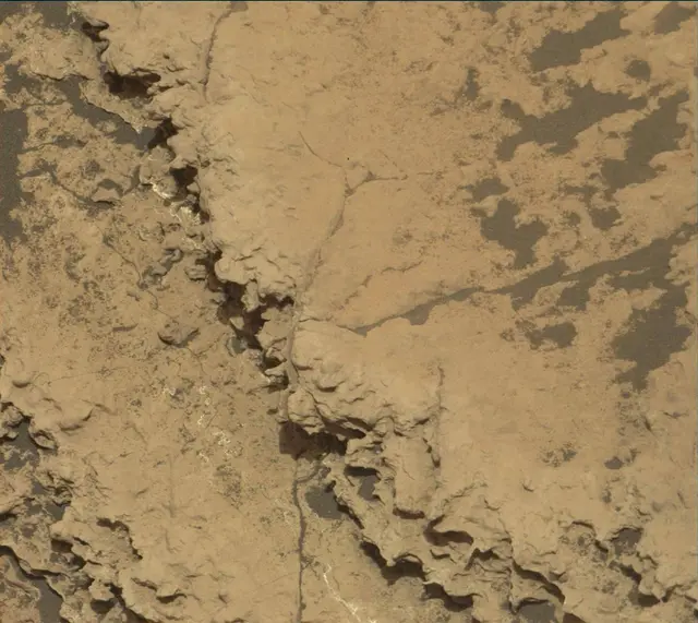 Sol 1675: Mast Camera (Mastcam)