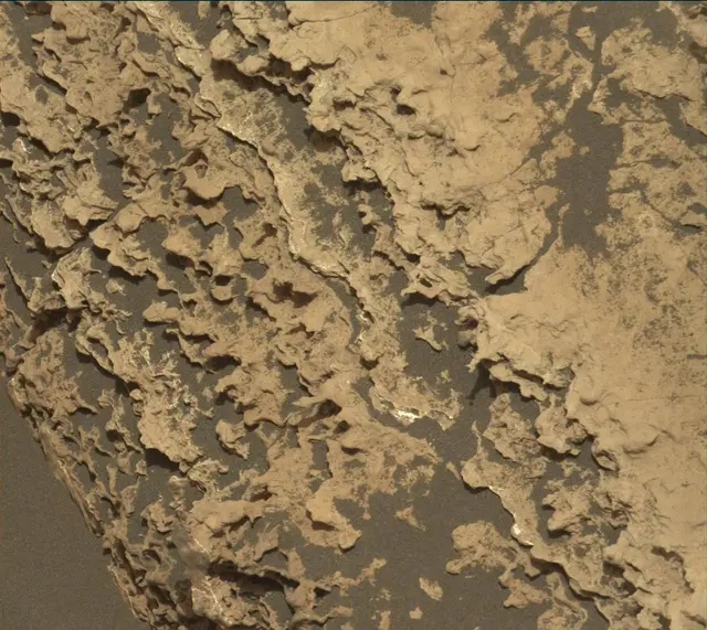 Sol 1675: Mast Camera (Mastcam)