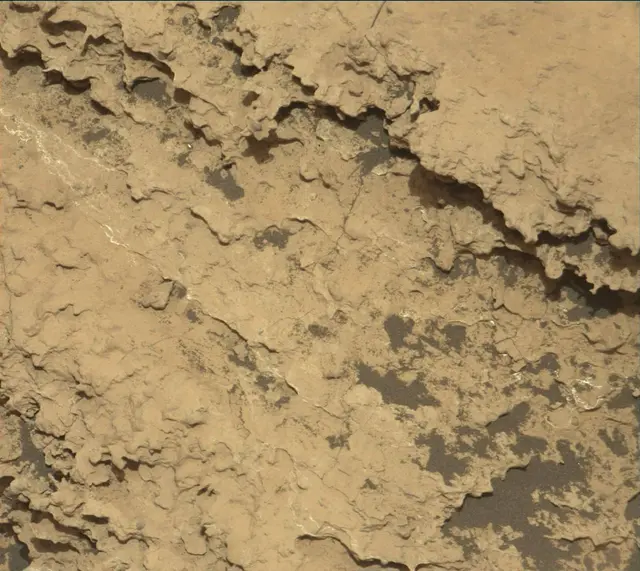 Sol 1675: Mast Camera (Mastcam)