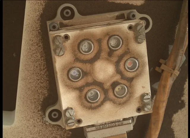 Sol 1675: Mars Hand Lens Imager (MAHLI)