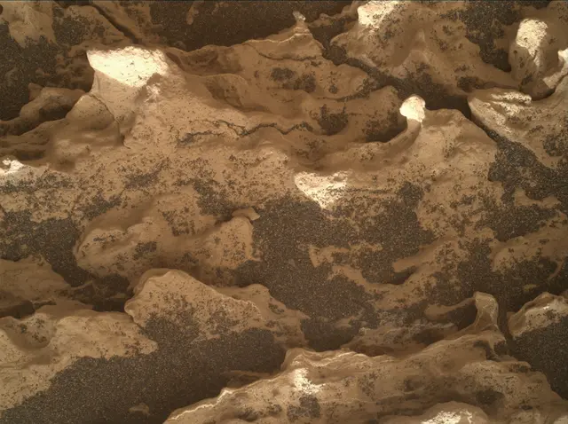 Sol 1675: Mars Hand Lens Imager (MAHLI)