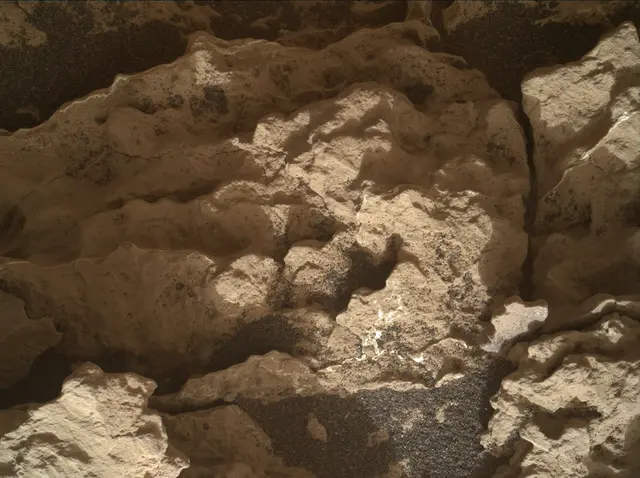 Sol 1675: Mars Hand Lens Imager (MAHLI)