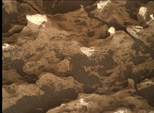 Sol 1675: Mars Hand Lens Imager (MAHLI)