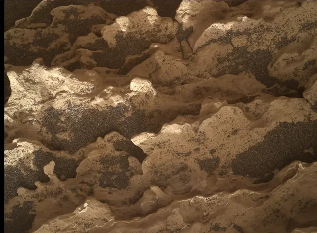 Sol 1675: Mars Hand Lens Imager (MAHLI)