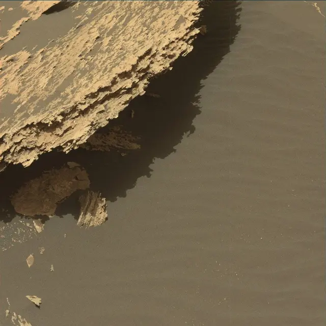Sol 1676: Mast Camera (Mastcam)