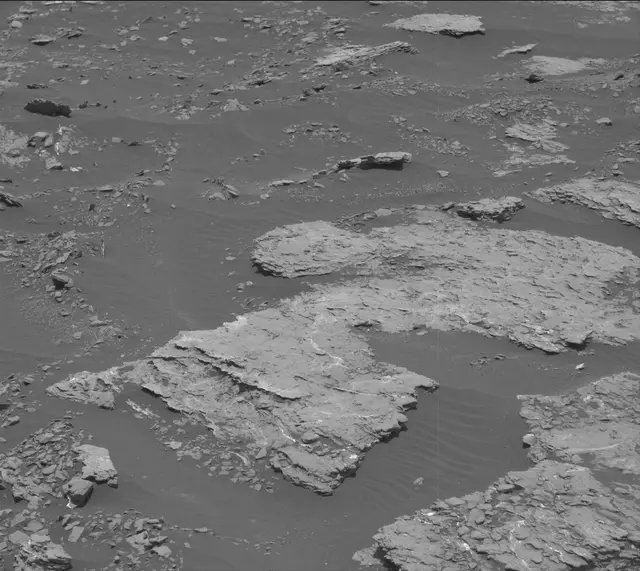 Sol 1677: Mast Camera (Mastcam)