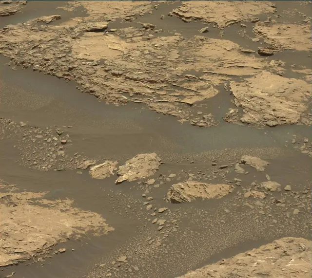 Sol 1677: Mast Camera (Mastcam)
