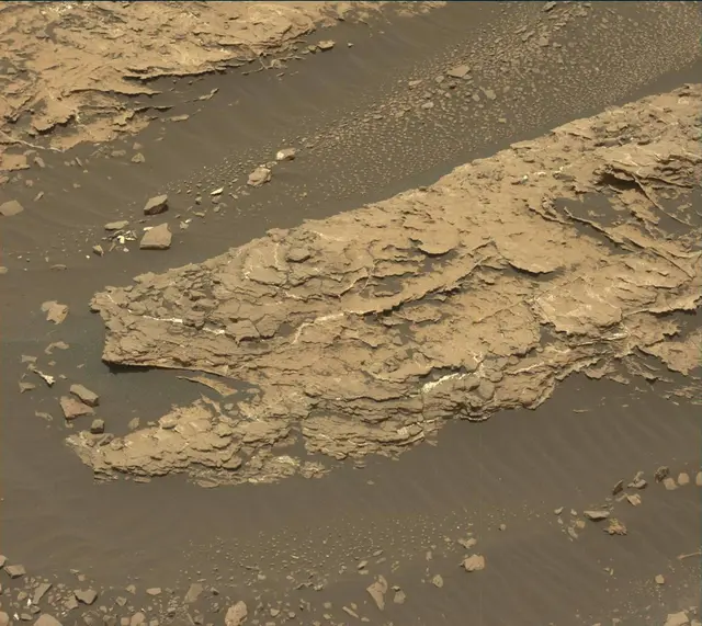 Sol 1677: Mast Camera (Mastcam)