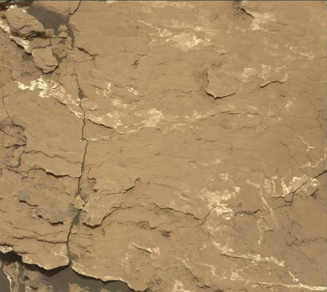 Sol 1677: Mast Camera (Mastcam)