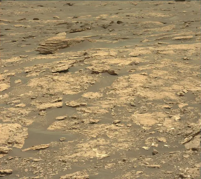 Sol 1678: Mast Camera (Mastcam)