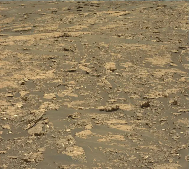 Sol 1678: Mast Camera (Mastcam)
