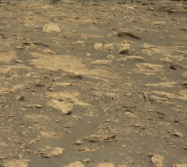 Sol 1678: Mast Camera (Mastcam)