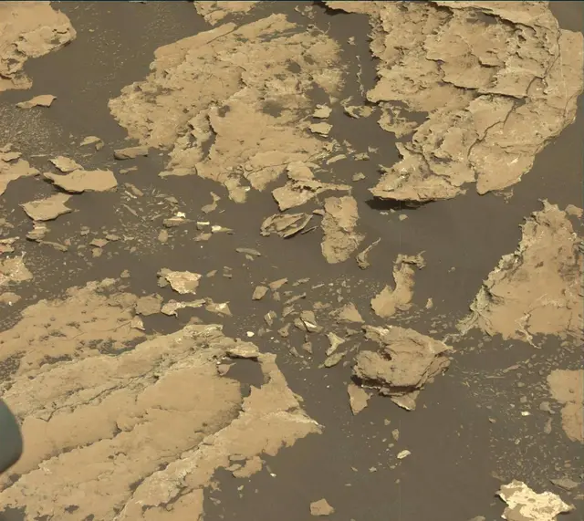 Sol 1678: Mast Camera (Mastcam)