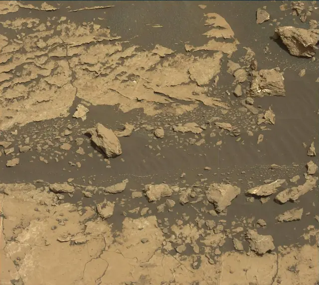 Sol 1678: Mast Camera (Mastcam)