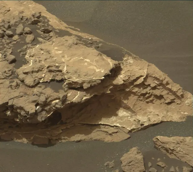 Sol 1678: Mast Camera (Mastcam)