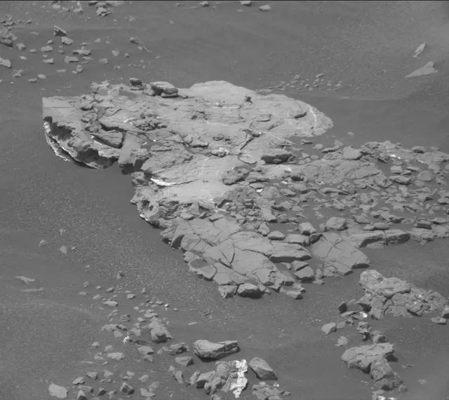Sol 1678: Mast Camera (Mastcam)