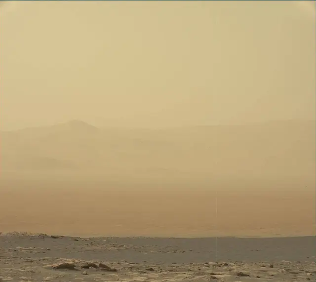 Sol 1679: Mast Camera (Mastcam)