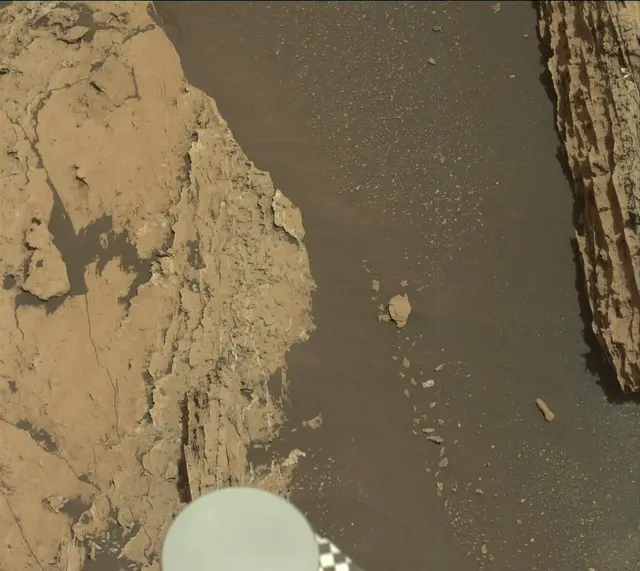 Sol 1680: Mast Camera (Mastcam)