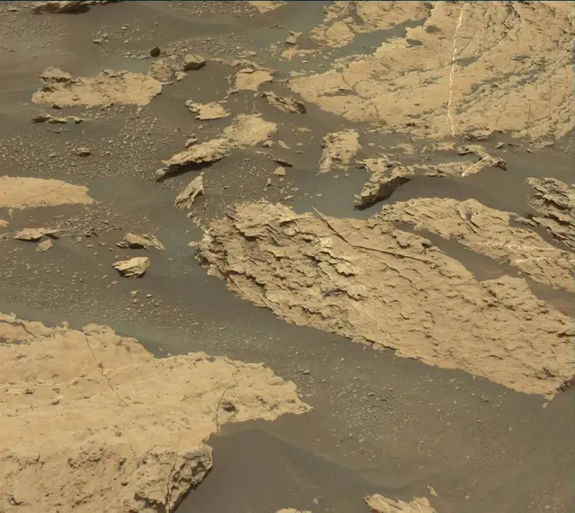 Sol 1681: Mast Camera (Mastcam)