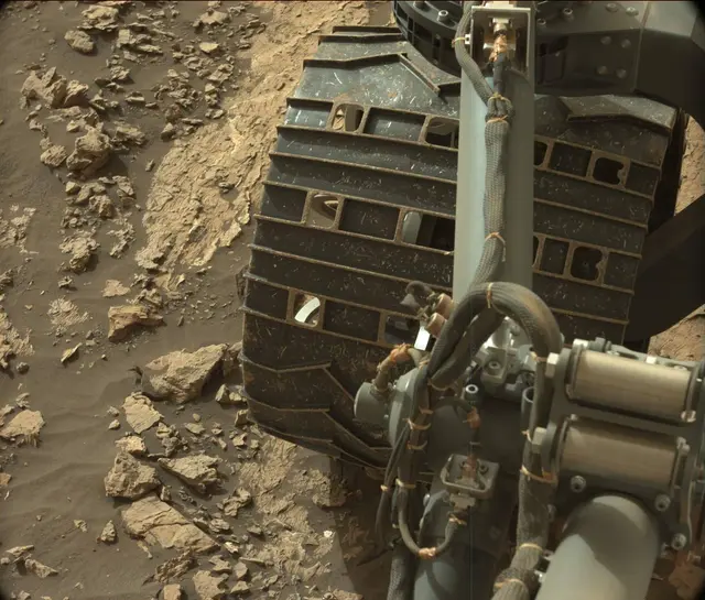 Sol 1681: Mast Camera (Mastcam)