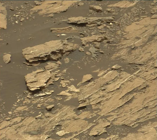 Sol 1681: Mast Camera (Mastcam)