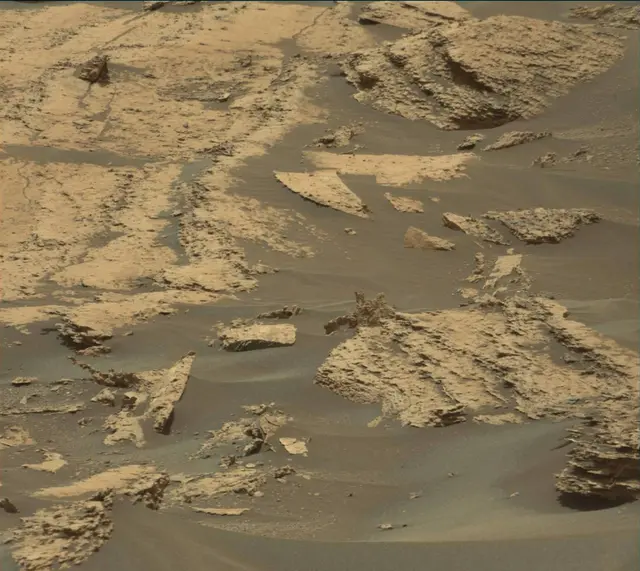 Sol 1681: Mast Camera (Mastcam)