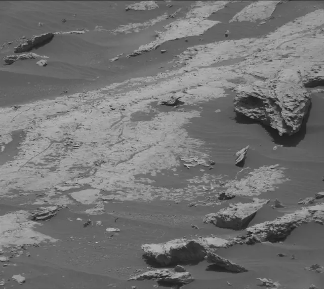 Sol 1681: Mast Camera (Mastcam)