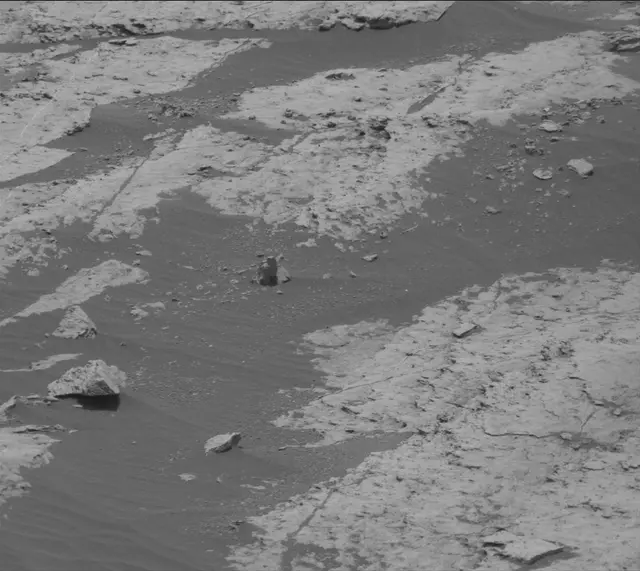 Sol 1681: Mast Camera (Mastcam)