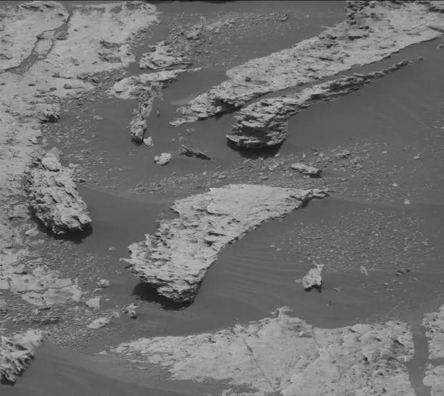 Sol 1681: Mast Camera (Mastcam)