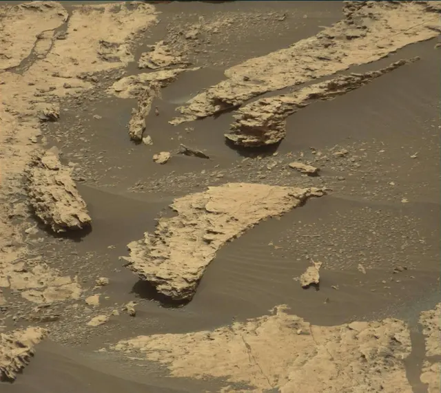Sol 1681: Mast Camera (Mastcam)