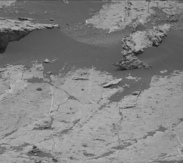 Sol 1681: Mast Camera (Mastcam)