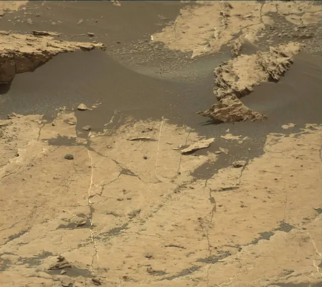Sol 1681: Mast Camera (Mastcam)