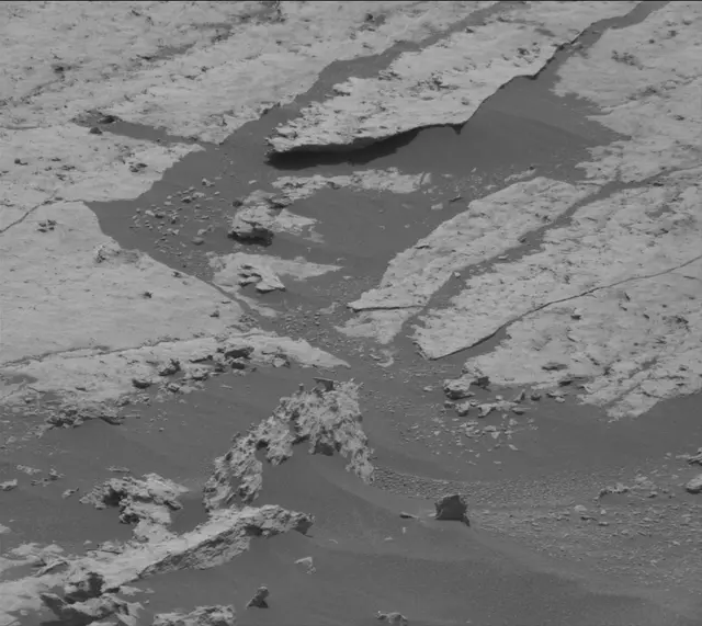 Sol 1681: Mast Camera (Mastcam)