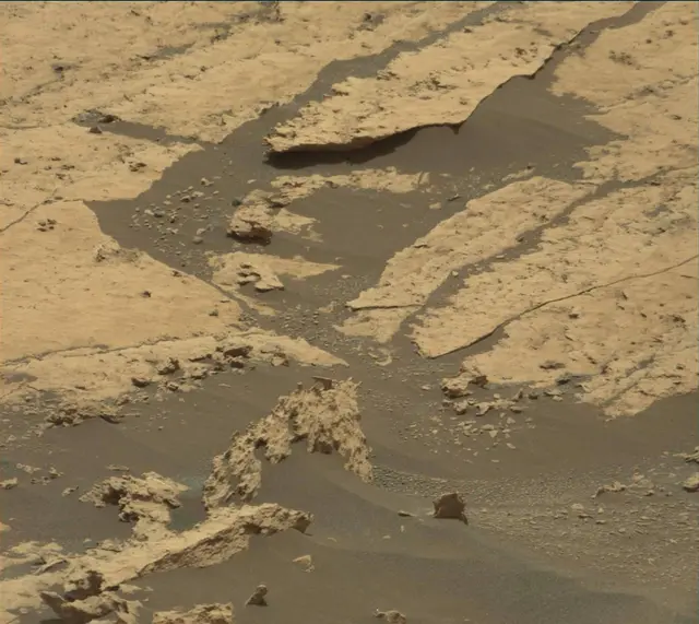 Sol 1681: Mast Camera (Mastcam)