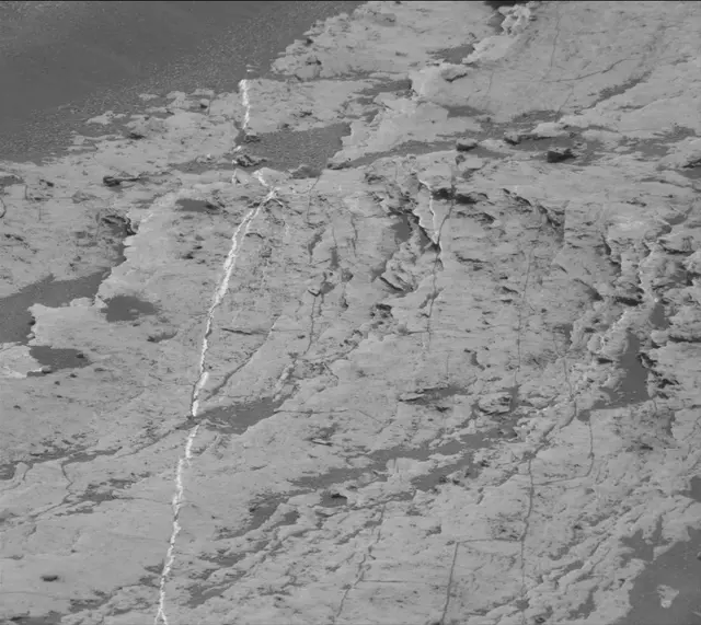 Sol 1681: Mast Camera (Mastcam)