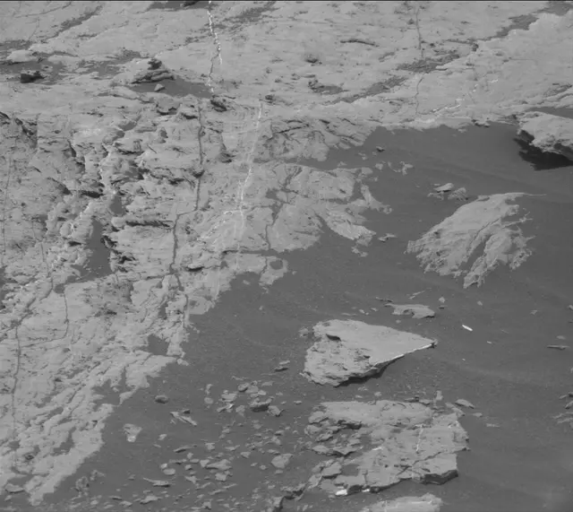 Sol 1681: Mast Camera (Mastcam)